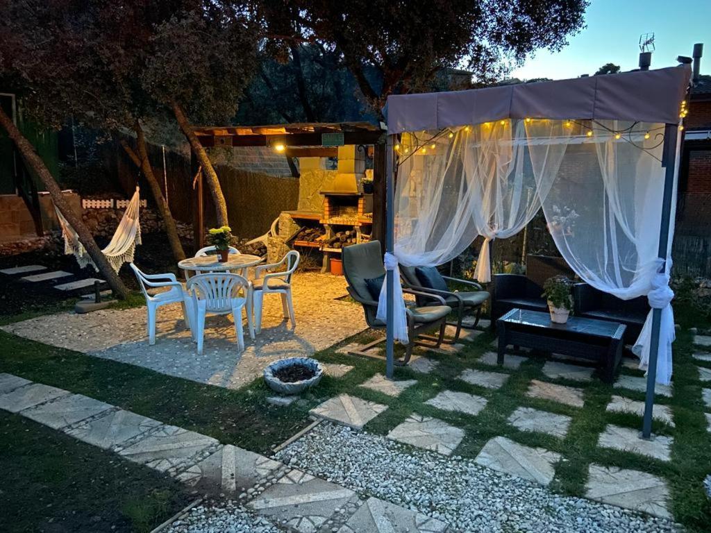 Desconexion Y Paz, Cabana En La Sierra Albalate De Zorita エクステリア 写真